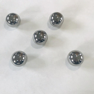 GCr15 billes d'acier de meulage HRc61 - HRc67 31.66mm 1,2464567&quot; ODM d'OEM